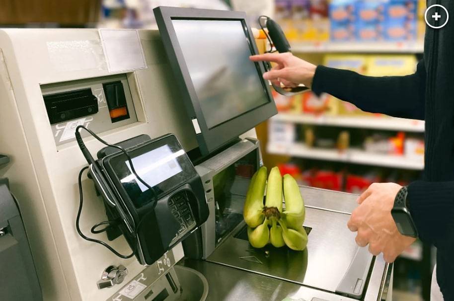 هوش مصنوعی چگونه کسب و کارهای خردهفروشی را توسعه میدهد؟ هوش مصنوعی چگونه کسب و کارهای خردهفروشی را توسعه میدهد؟