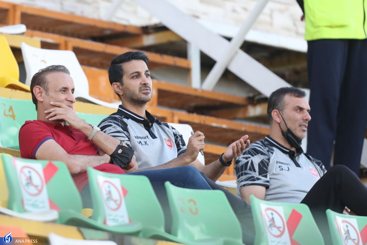 بماند/// حواشی فراوان در انتظار تقابل جنجالی پرسپولیس - ذوب‌آهن