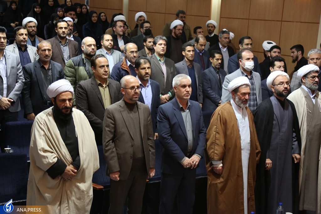 چرا مایکل هارت پیامبر اکرم(ص) را نخستین شخصیت مؤثر در ساخت تاریخ نامید؟