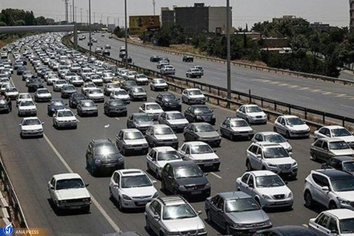 ترافیک سنگین در آزادراه‌های ورودی غربی و شرقی به تهران