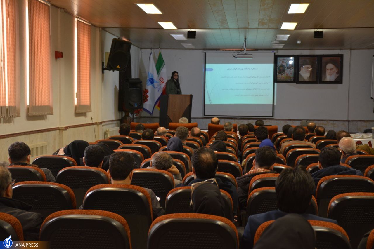 گزارش نماینده مجلس از اوضاع آموزش و پرورش و دانشگاه در انزلی