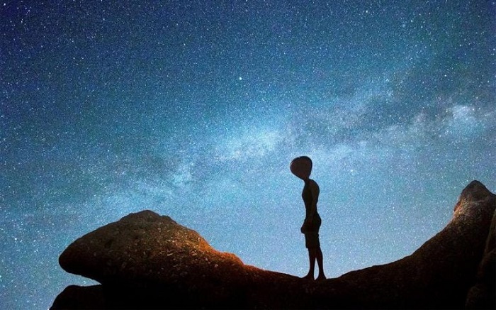 تلسکوپ جیمز وب چگونه نشانه‌های حیات را در نقاط تاریک کیهان تشخیص می‌دهد؟