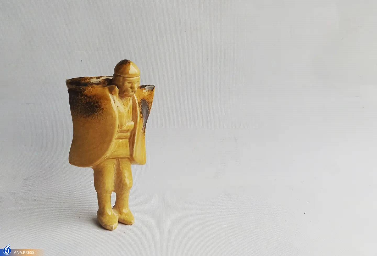 فروش تولیدات برای فعالان صنایع دستی یک مسئله است