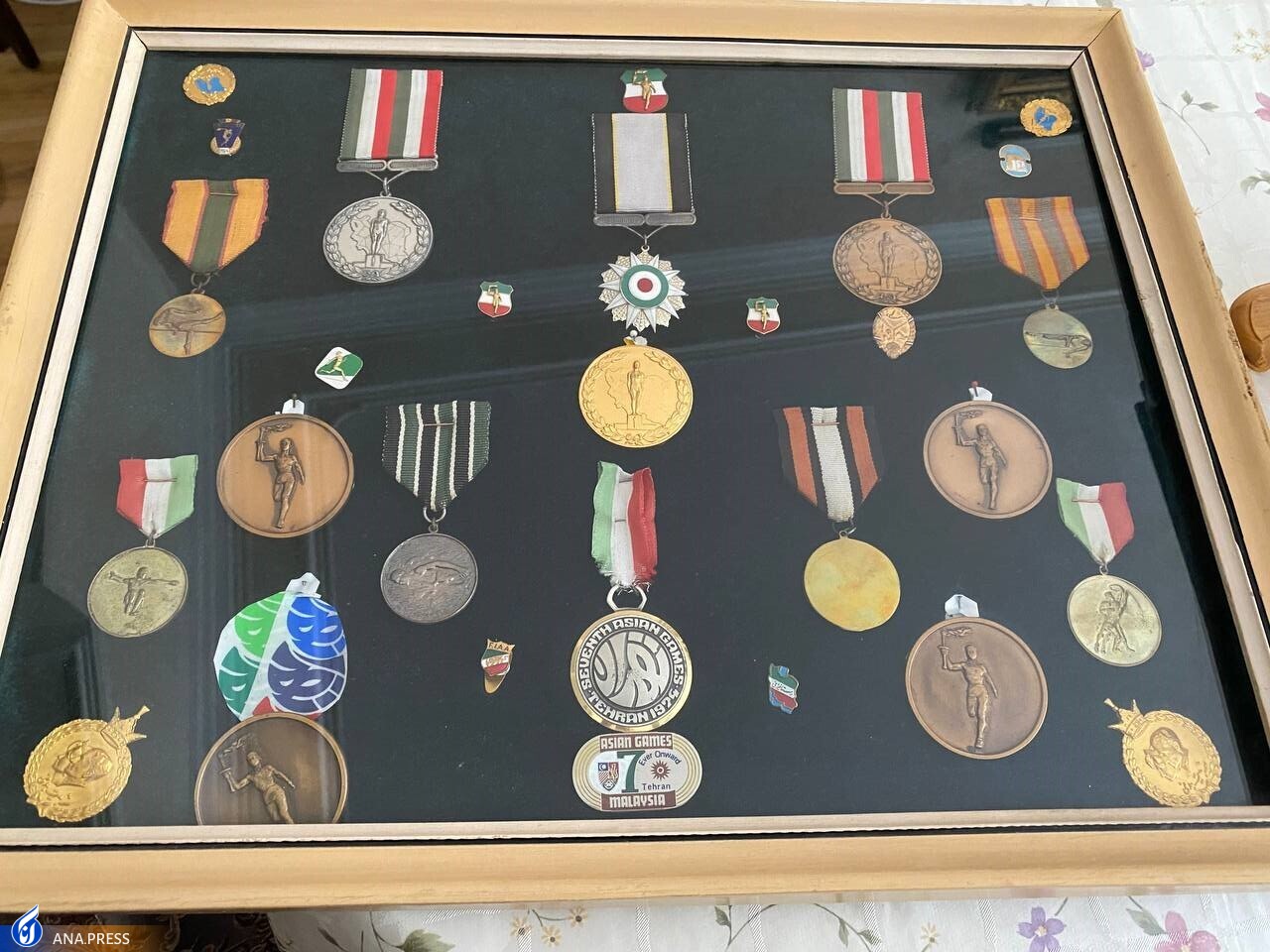 وداع غریبانه با پایهگذار هندبال و دو و میدانی اصفهان؛ اوج بی مهری به مردی که مورد تقدیر فرانسویها قرار گرفت وداع غریبانه با پایهگذار هندبال و دو و میدانی اصفهان؛ اوج بی مهری به مردی که مورد تقدیر فرانسویها قرار گرفت