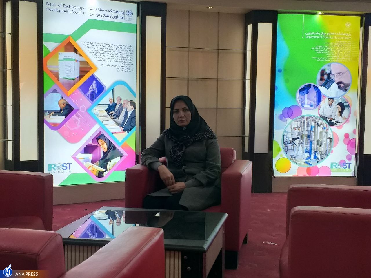 بانویی که محصول ویژه از فرآوریهای زیتون را ثبت ملی کرد بانویی که محصول ویژه از فرآوریهای زیتون را ثبت ملی کرد