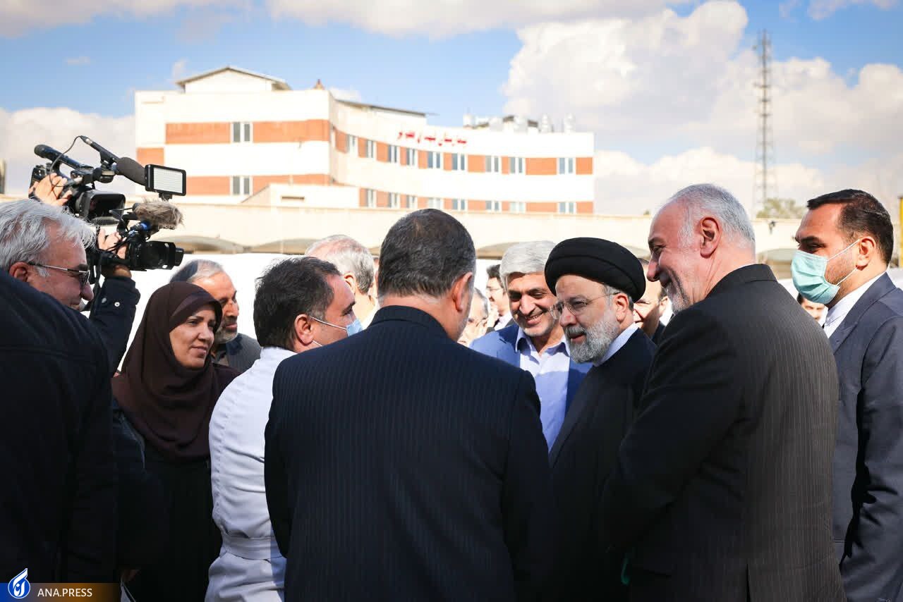 رئیسی: آنهایی که علیه ملت ما جفا کردهاند حالا پیغام میفرستند و درخواست مذاکره میکنند رئیسی: آنهایی که علیه ملت ما جفا کردهاند حالا پیغام میفرستند و درخواست مذاکره میکنند