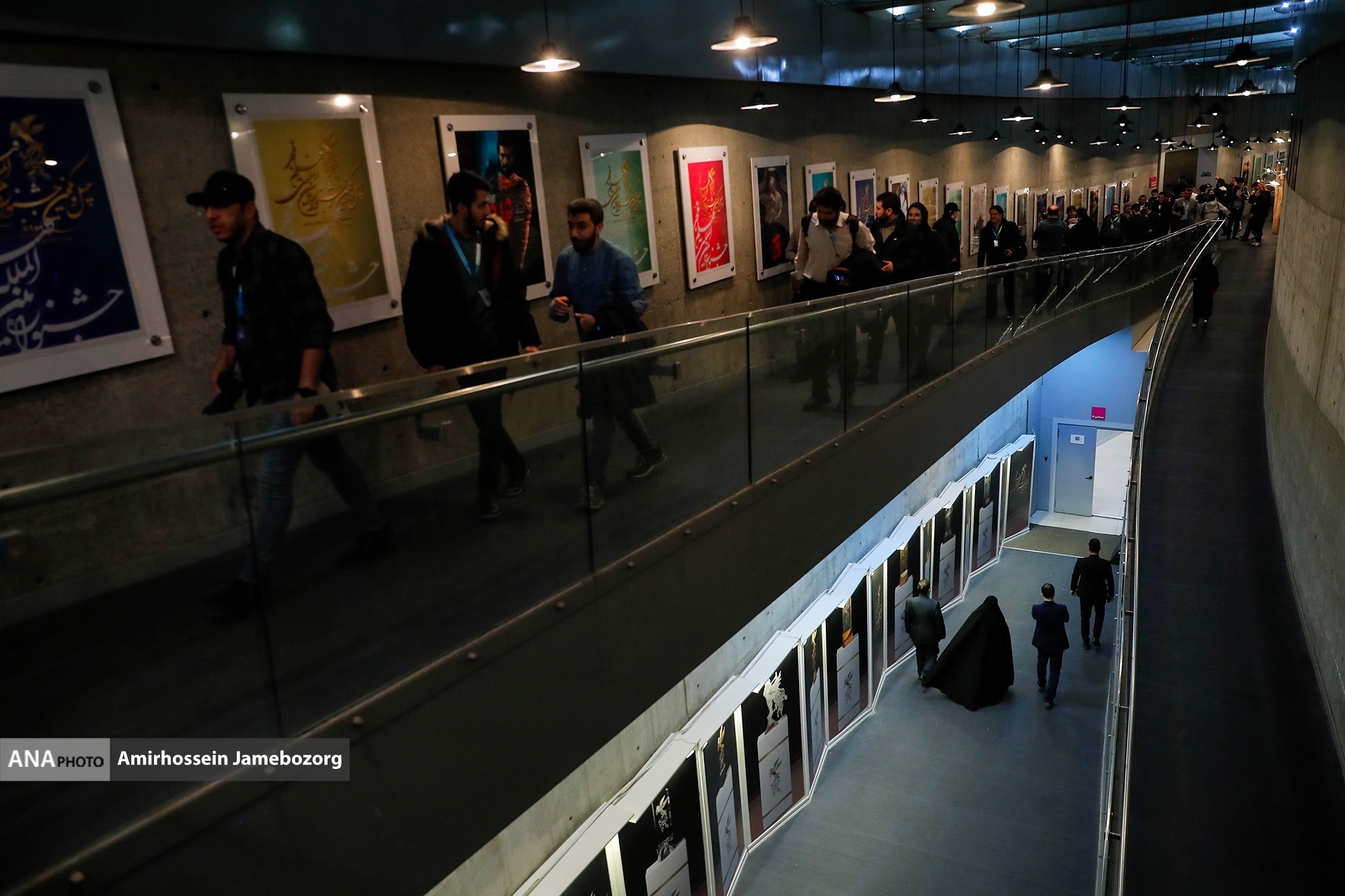 روز دوم؛ حکایت تنهایی یک تهیهکننده و درخشش ۲ فیلمساز همکار روز دوم؛ حکایت تنهایی یک تهیهکننده و درخشش ۲ فیلمساز همکار