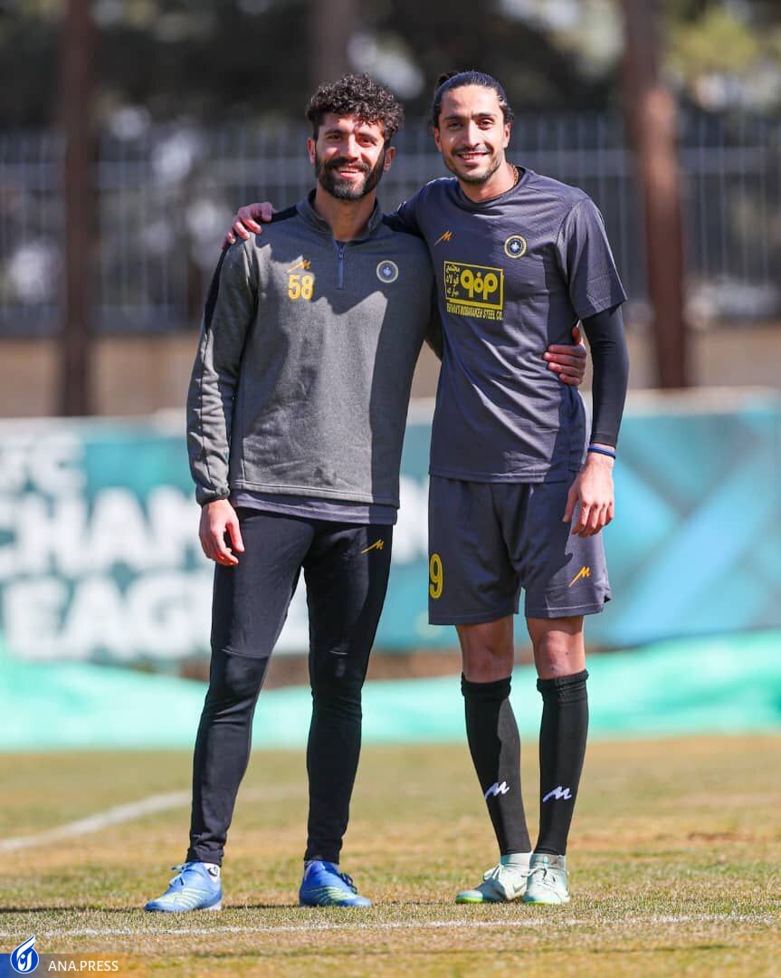 اولین تمرین یزدانی با سپاهان؛ مدافع مازاد استقلال از همبازیان جدیدش کتک خورد+فیلم اولین تمرین یزدانی با سپاهان؛ مدافع مازاد استقلال از همبازیان جدیدش کتک خورد+فیلم