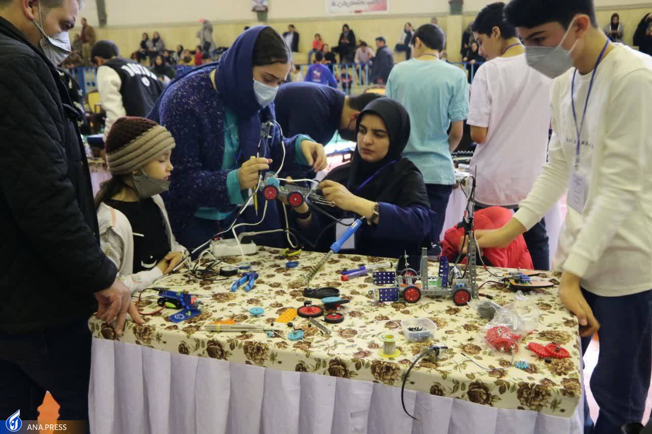 پایان چهارمین دوره مسابقات رباتیک دانش‌آموزی آریانا