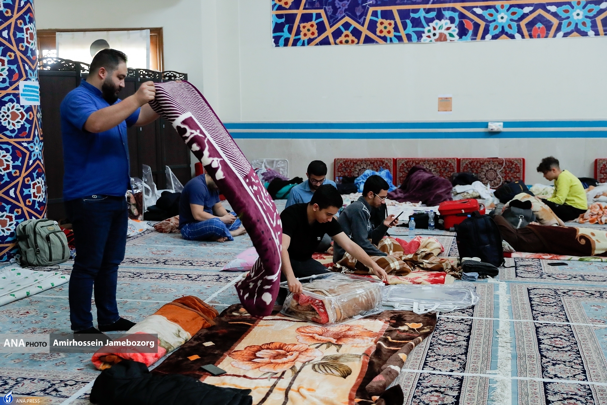 شور عاشقی در اعتکاف نخبگان شور عاشقی در اعتکاف نخبگان