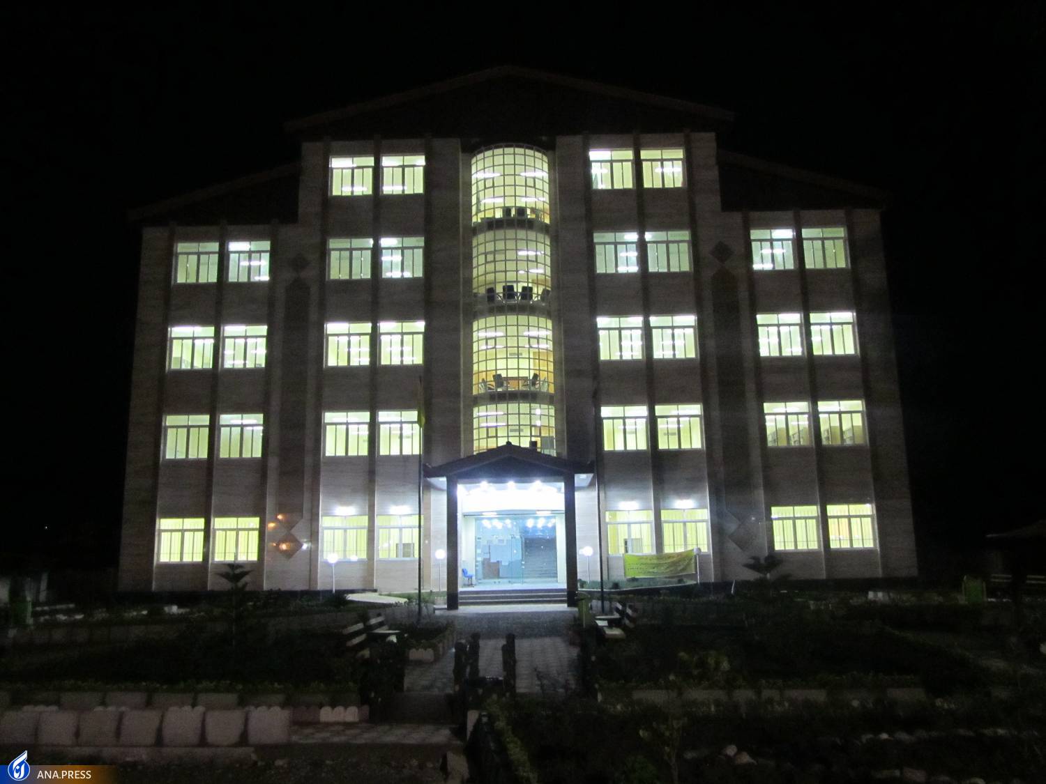 توسعه فعالیتهای دانشبنیان با انتقال فناوری رباتیک توسعه فعالیتهای دانشبنیان با انتقال فناوری رباتیک