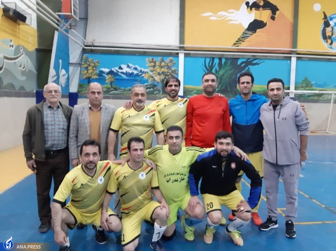 همگامی دانشگاهیان دانشگاه آزاد با جشن‌های پیروزی انقلاب