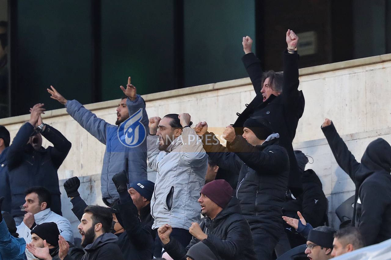 واکنشهای سرمربی و دروازهبان استقلال به برتری مقابل نفت+تصاویر واکنشهای سرمربی و دروازهبان استقلال به برتری مقابل نفت+تصاویر