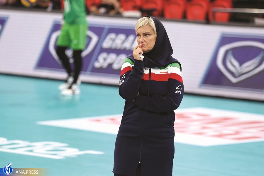 رونمایی از شروط سرمربی سابق تیم ملی والیبال بانوان برای تمدید قرارداد رونمایی از شروط سرمربی سابق تیم ملی والیبال بانوان برای تمدید قرارداد