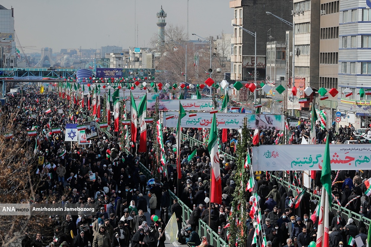 سرلشکر باقری: راهپیمایی ۲۲ بهمن مسئولیت مسئولان را سنگین‌تر کرد