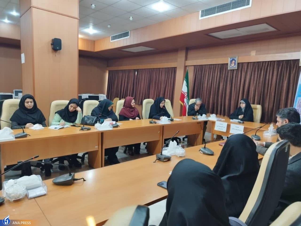 کتاب «در مسئله زنان ما طلبکاریم» مصداق تقابل با نظرات اندیشمندان غربی است کتاب «در مسئله زنان ما طلبکاریم» مصداق تقابل با نظرات اندیشمندان غربی است