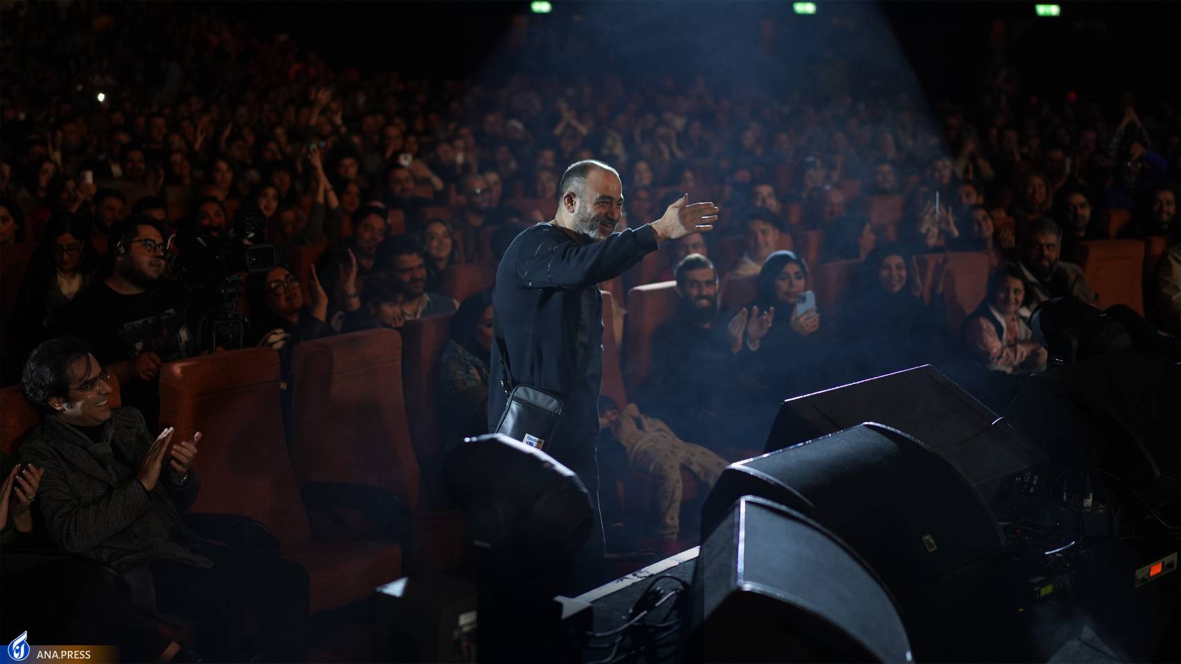 کنسرتی برای مردم خوی، با اعتباری برای موسیقی پاپ