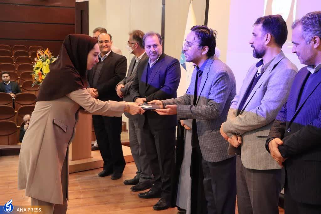 پژوهشگران و فناوران برتر دانشگاه آزاد خراسان رضوی تجلیل شدند