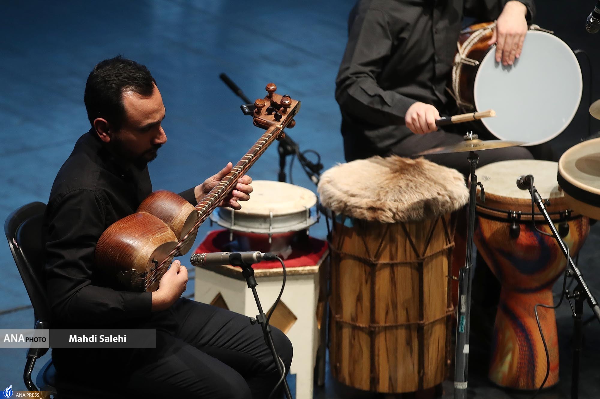 وقتی صدای موسیقی اقوام ایرانی بلند می شود وقتی صدای موسیقی اقوام ایرانی بلند می شود