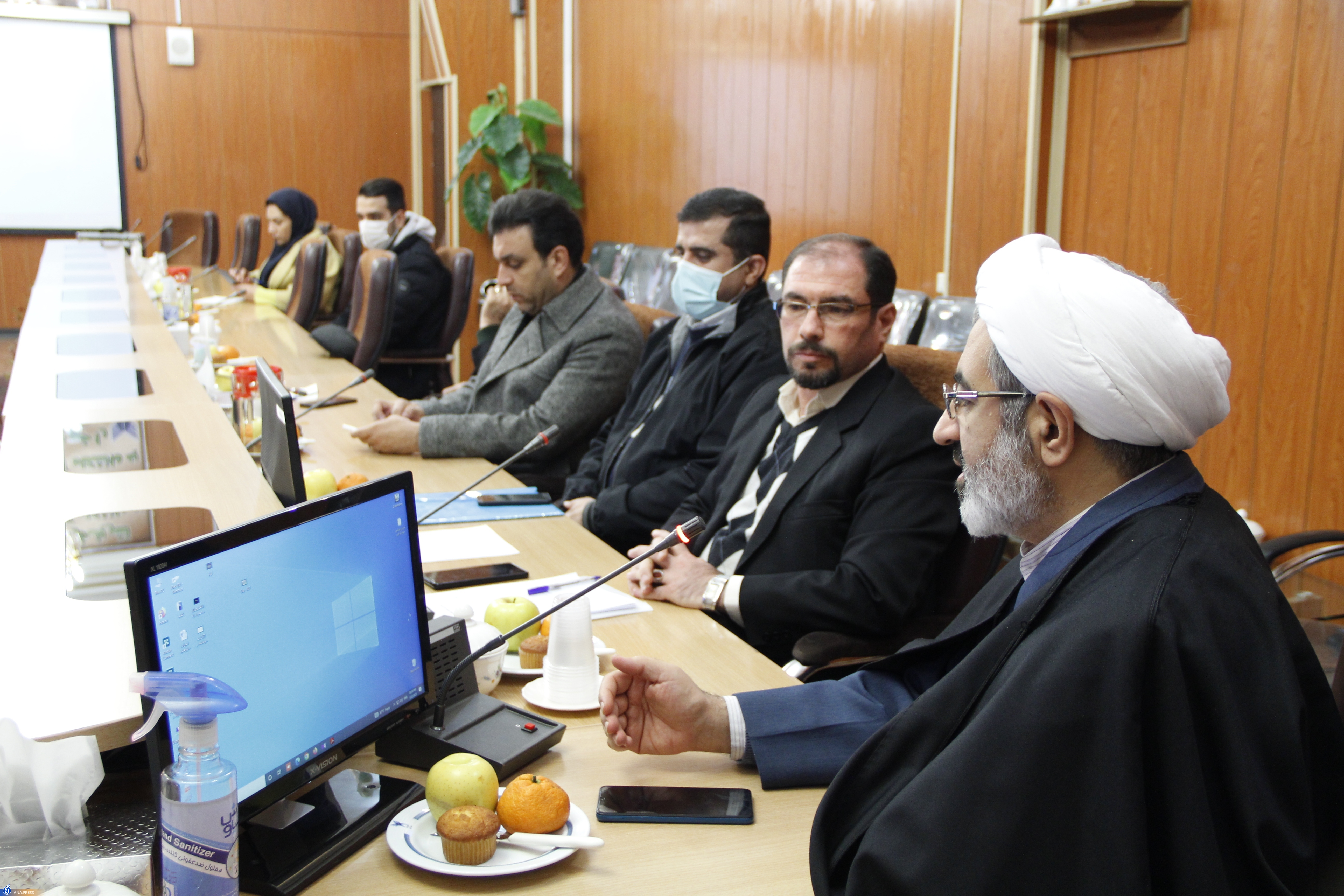 ارسال اثر به دومین جشنواره ملی «مولودیخوانی نبوی» فقط تا ۱۵ بهمن ارسال اثر به دومین جشنواره ملی «مولودیخوانی نبوی» فقط تا ۱۵ بهمن