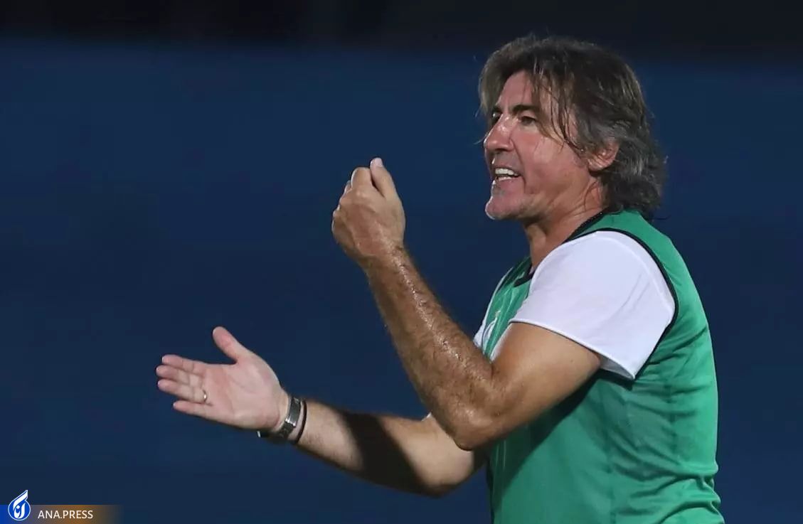 بماند///لگد سرمربی استقلال به برانکارد هلال احمر+عکس و فیلم بماند///لگد سرمربی استقلال به برانکارد هلال احمر+عکس و فیلم