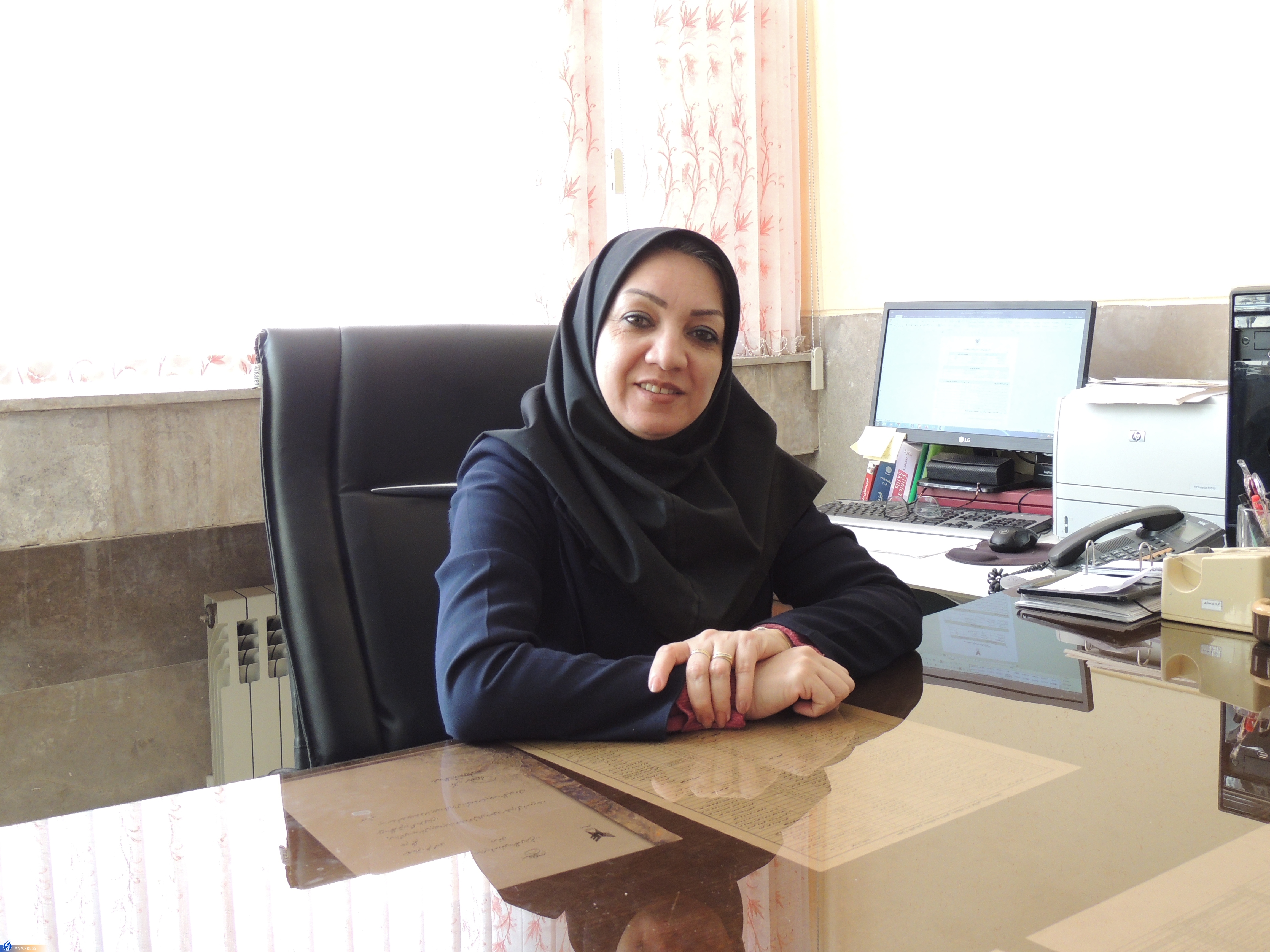 ارتباط مستقیم رشد جامعه با ارتقای سطح علمی، فرهنگی و اجتماعی زنان ارتباط مستقیم رشد جامعه با ارتقای سطح علمی، فرهنگی و اجتماعی زنان