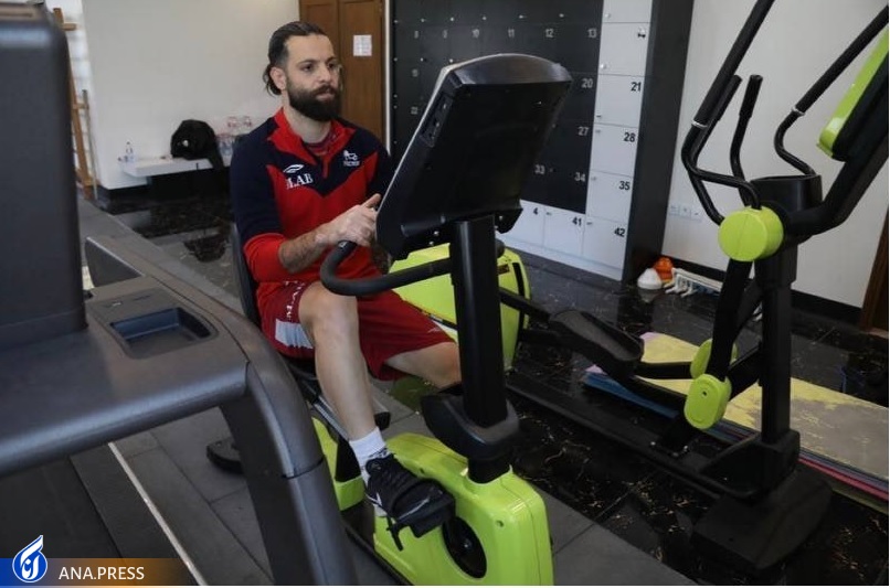 حضور عباسزاده در تمرین تراکتور برای پایان دادن به شایعات حضور عباسزاده در تمرین تراکتور برای پایان دادن به شایعات