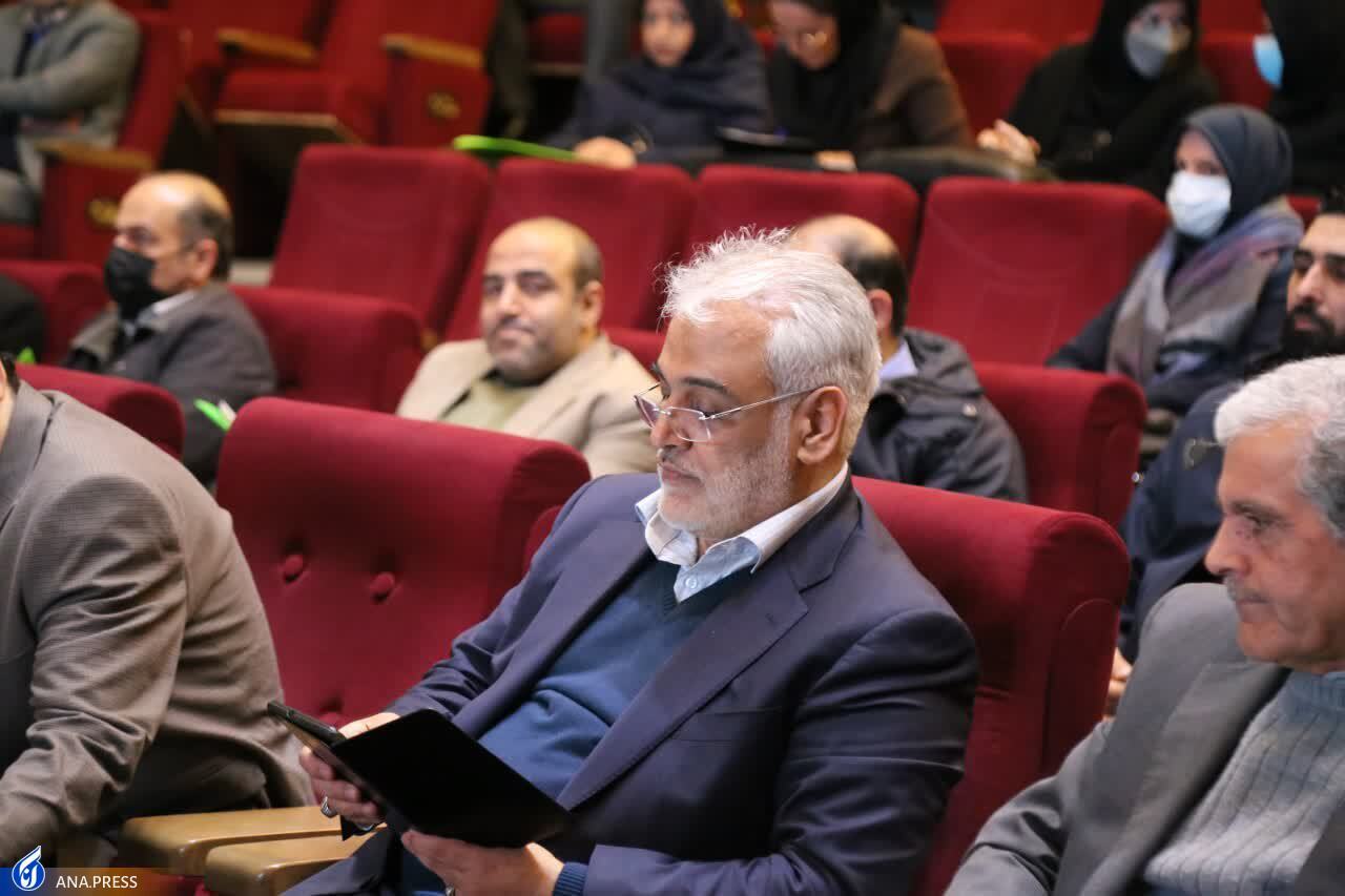 مروری بر کنفرانس ملی پژوهش‌های کاربردی، نوآوری و فناوری گیاهان دارویی و معطر