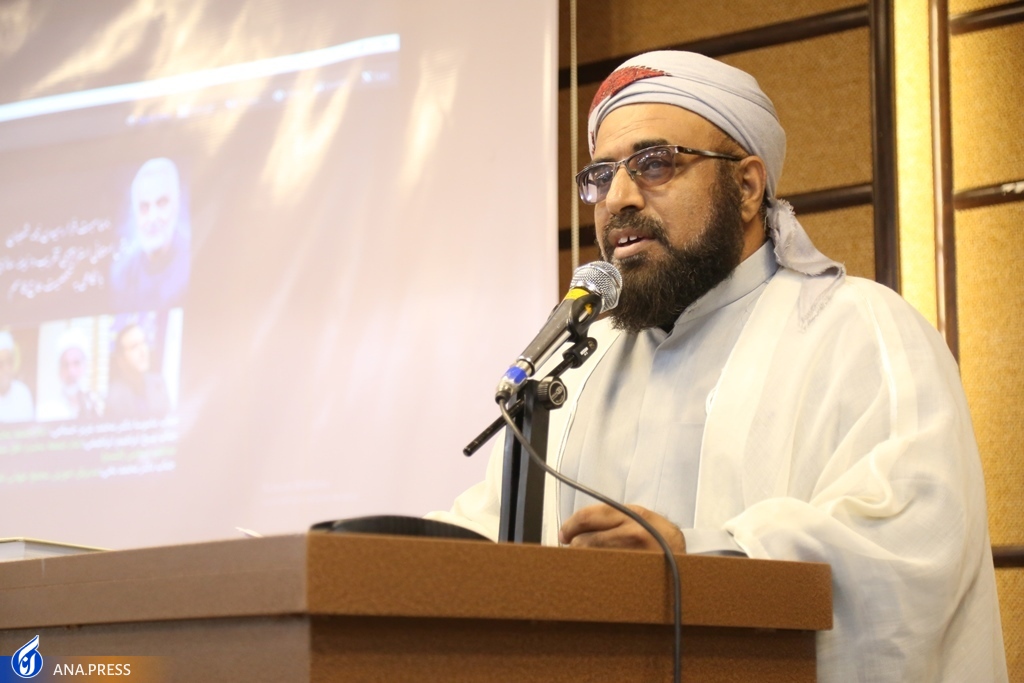 از اشتراکات مذهبی شیعه و سنی تا نقشه دشمن برای تفرقه میان مسلمانان از اشتراکات مذهبی شیعه و سنی تا نقشه دشمن برای تفرقه میان مسلمانان