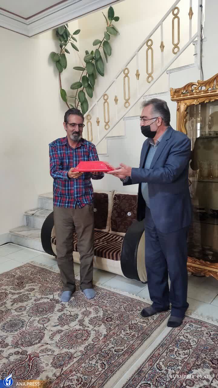 دیدار دانشگاهیان دانشگاه آزاد کاشمر با ۵ خانواده جانباز دوران دفاع مقدس دیدار دانشگاهیان دانشگاه آزاد کاشمر با ۵ خانواده جانباز دوران دفاع مقدس