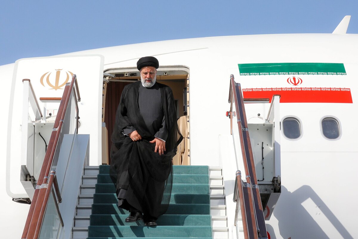 رئیسی به منظور انجام سفری دو روزه وارد استان بوشهر شد