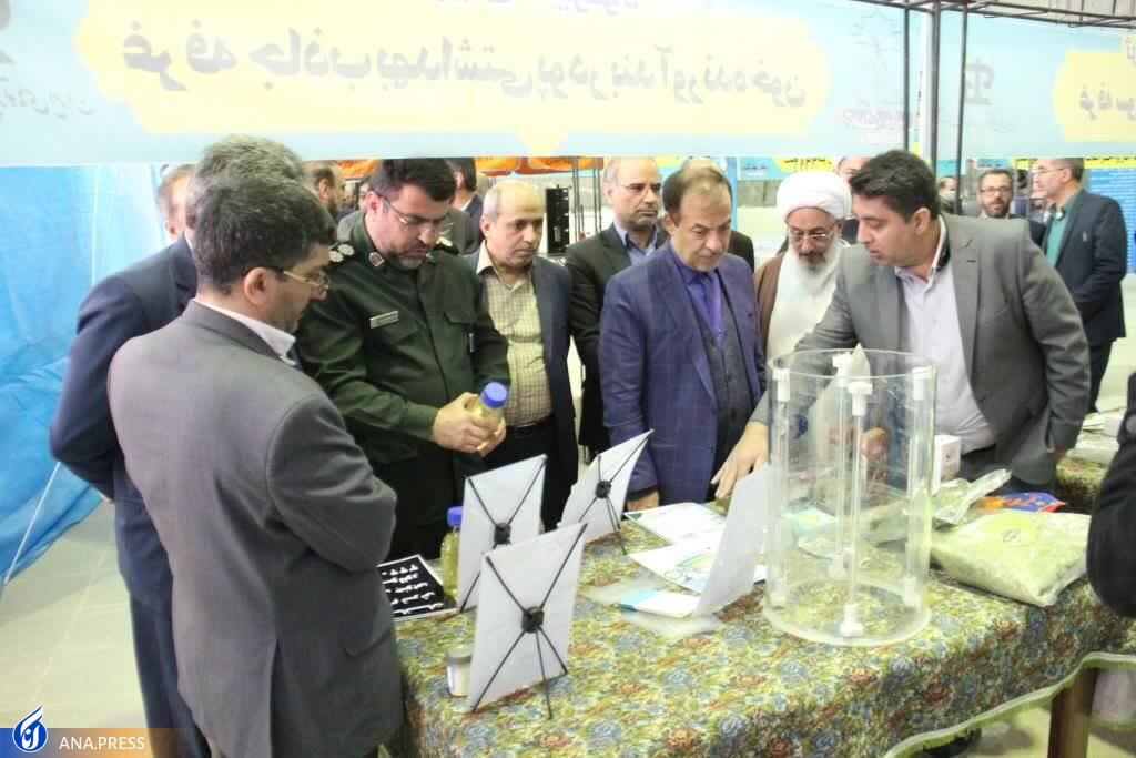 نخستین نمایشگاه دستاورد‌های علمی و فناوری شهرستان تفت گشایش یافت
