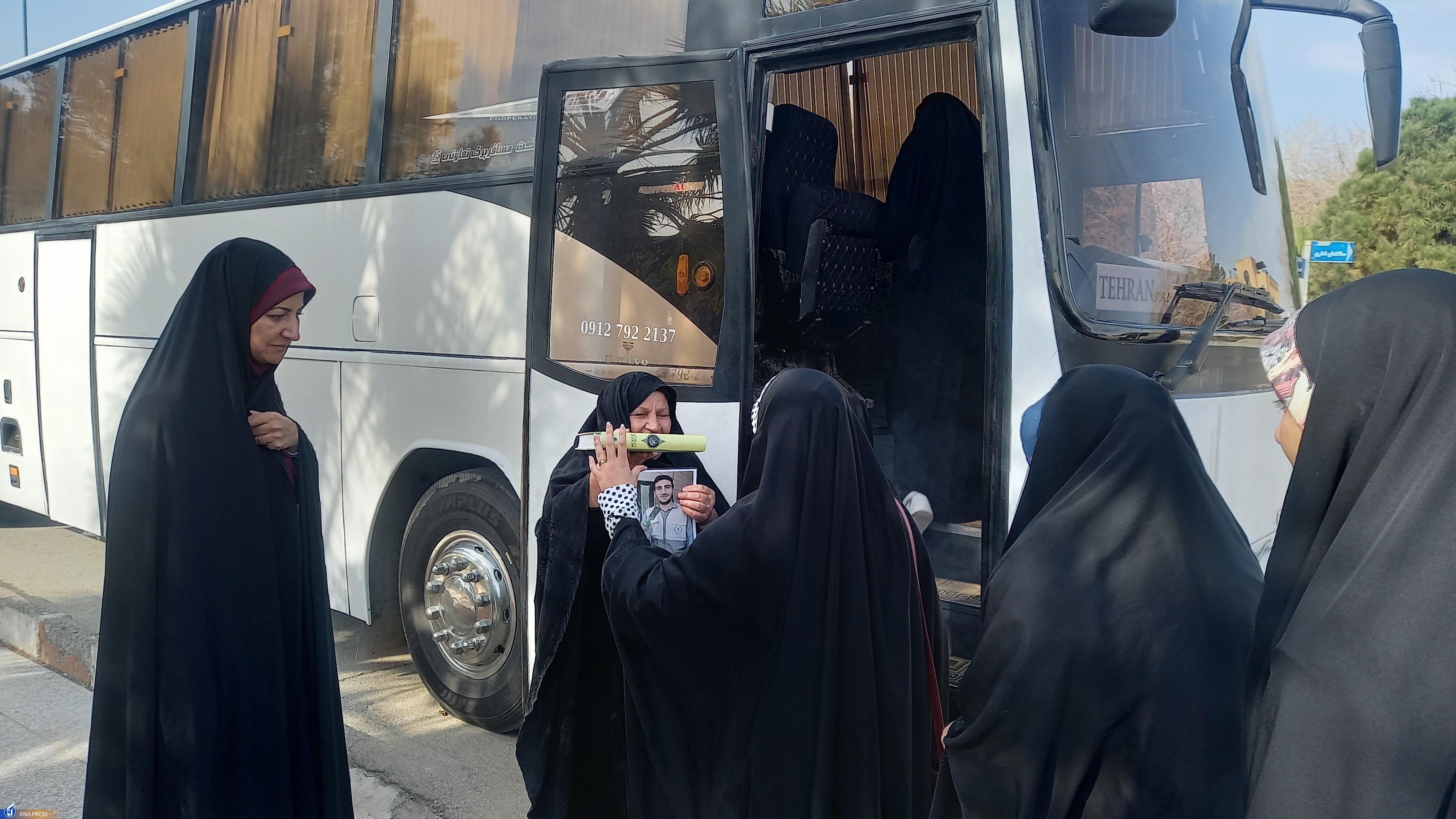 دانشجویان دانشگاه آزاد اسلامی گرمسار عازم اردوی راهیان نور شدند دانشجویان دانشگاه آزاد اسلامی گرمسار عازم اردوی راهیان نور شدند