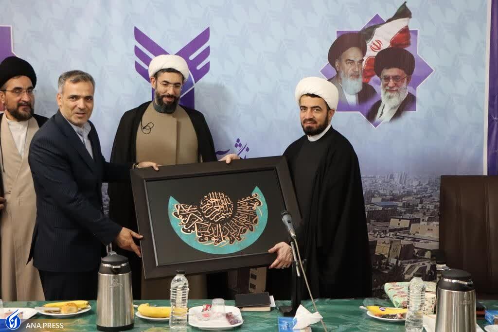 رئیس نهاد نمایندگی رهبری در دانشگاه آزاد خراسان رضوی معرفی شد رئیس نهاد نمایندگی رهبری در دانشگاه آزاد خراسان رضوی معرفی شد