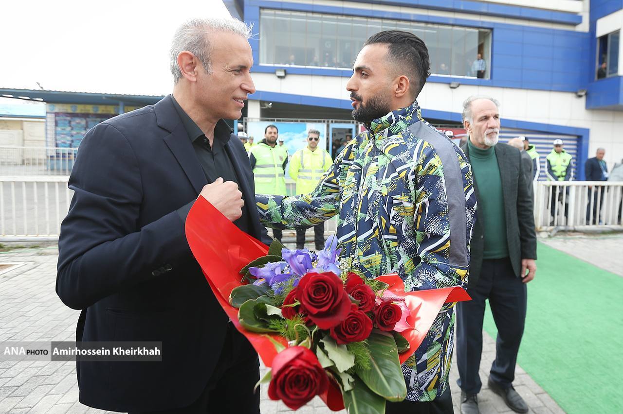 گزارش تصویری دیدار تراکتور و پرسپولیس