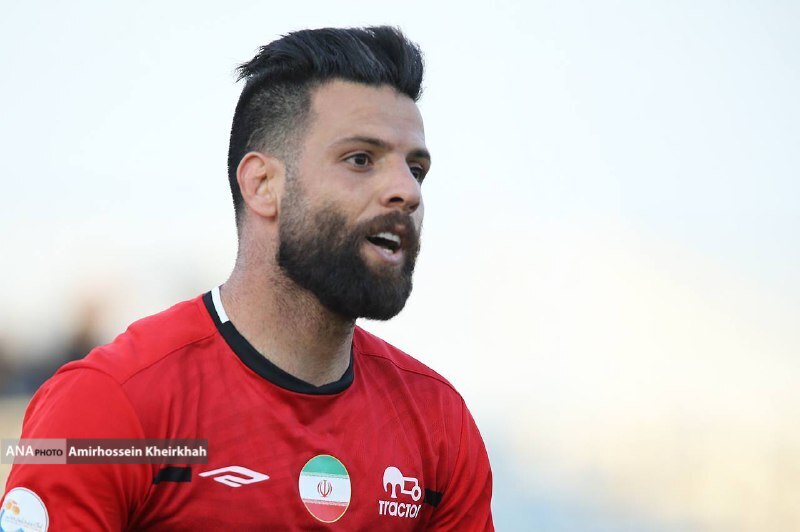 گزارش تصویری دیدار تراکتور و پرسپولیس