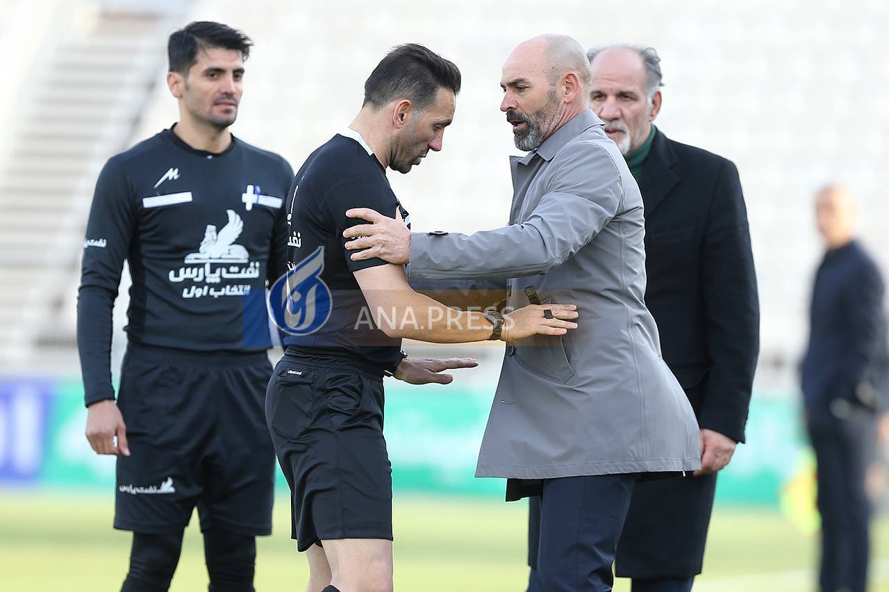 فریم به فریم برخورد سرمربی تراکتور با دستیارش+تصاویر