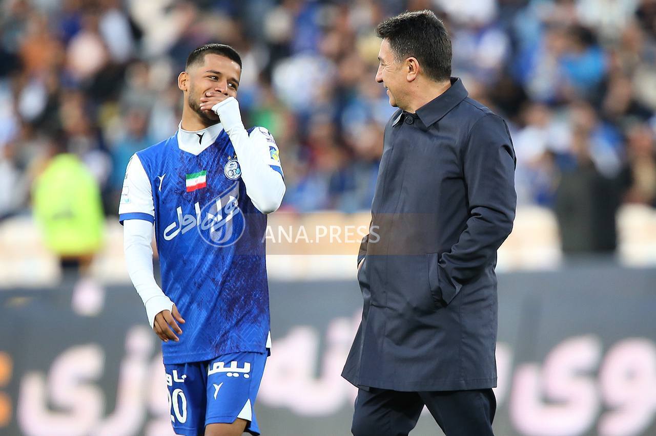 بین قلعه نویی و قائدی چه گذشت؟+ تصاویر بین قلعه نویی و قائدی چه گذشت؟+ تصاویر