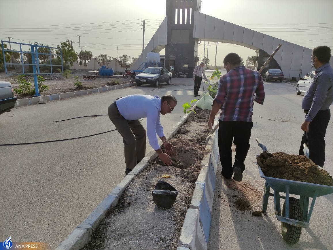 قطار جویندگان علم در ریل دوستی با طبیعت قطار جویندگان علم در ریل دوستی با طبیعت