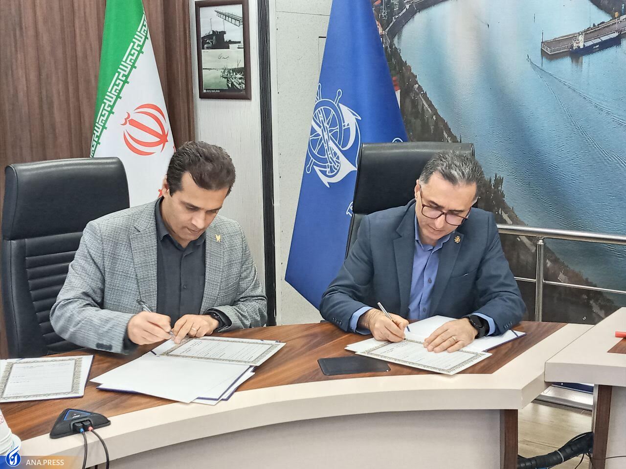 امضای تفاهم‌نامه همکاری دانشگاه آزاد انزلی و اداره کل بنادر و دریانوردی گیلان