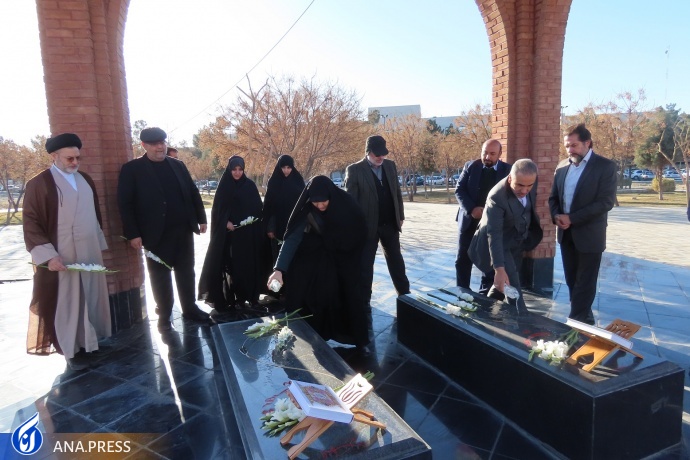 دفتر امور زنان و خانواده دانشگاه آزاد یادگار امام خمینی شهرری راه‌اندازی شد