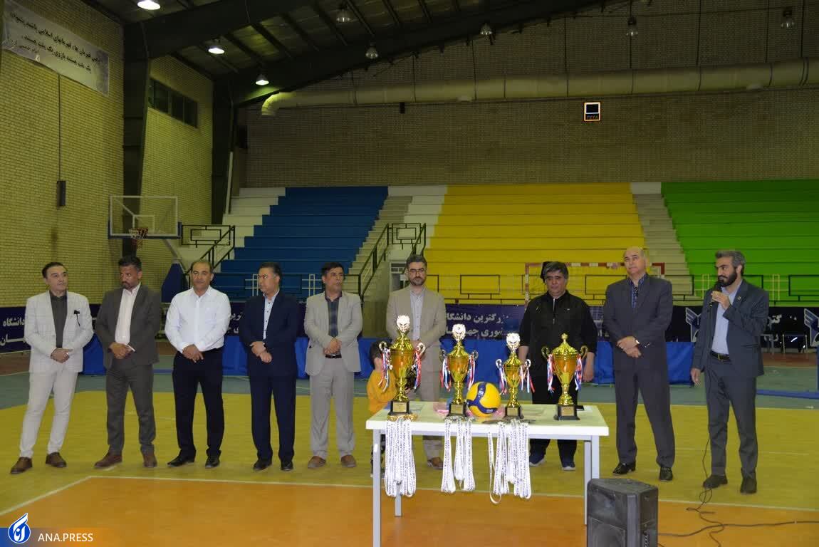 تبریز قهرمان مسابقات والیبال دانشجویان پسر دانشگاه آزاد اسلامی شد تبریز قهرمان مسابقات والیبال دانشجویان پسر دانشگاه آزاد اسلامی شد