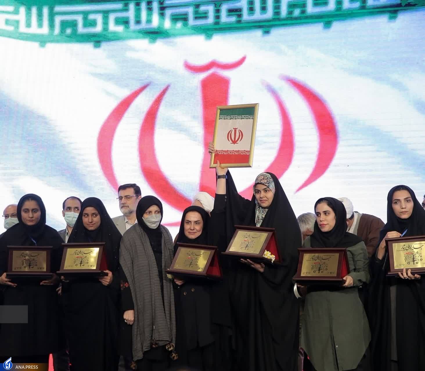 کسب ۴ عنوان برگزیده کشوری توسط دانشگاه آزاد البرز