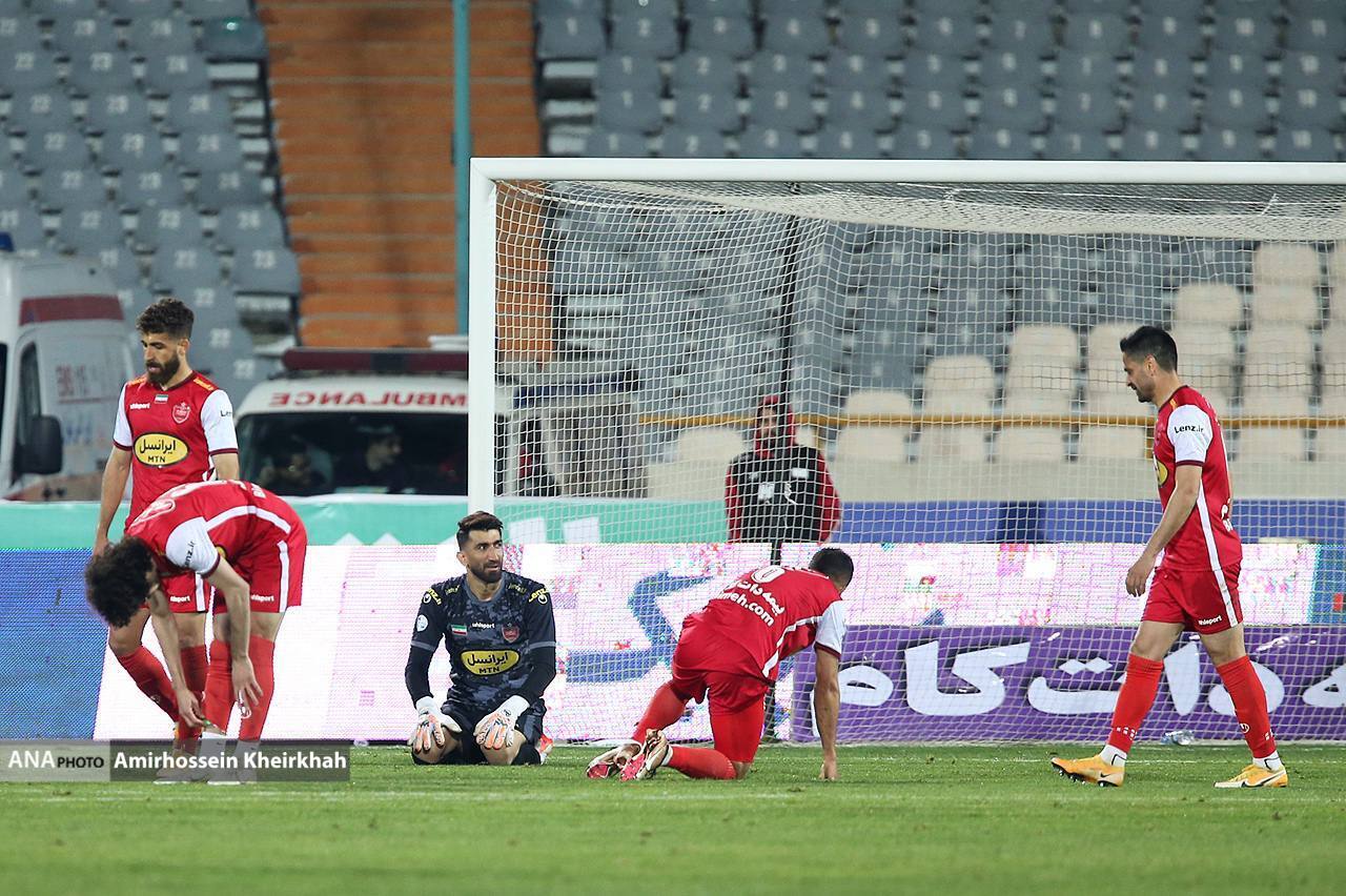 لحظهای که پرسپولیس مقابل سپاهان فروریخت+تصاویر لحظهای که پرسپولیس مقابل سپاهان فروریخت+تصاویر