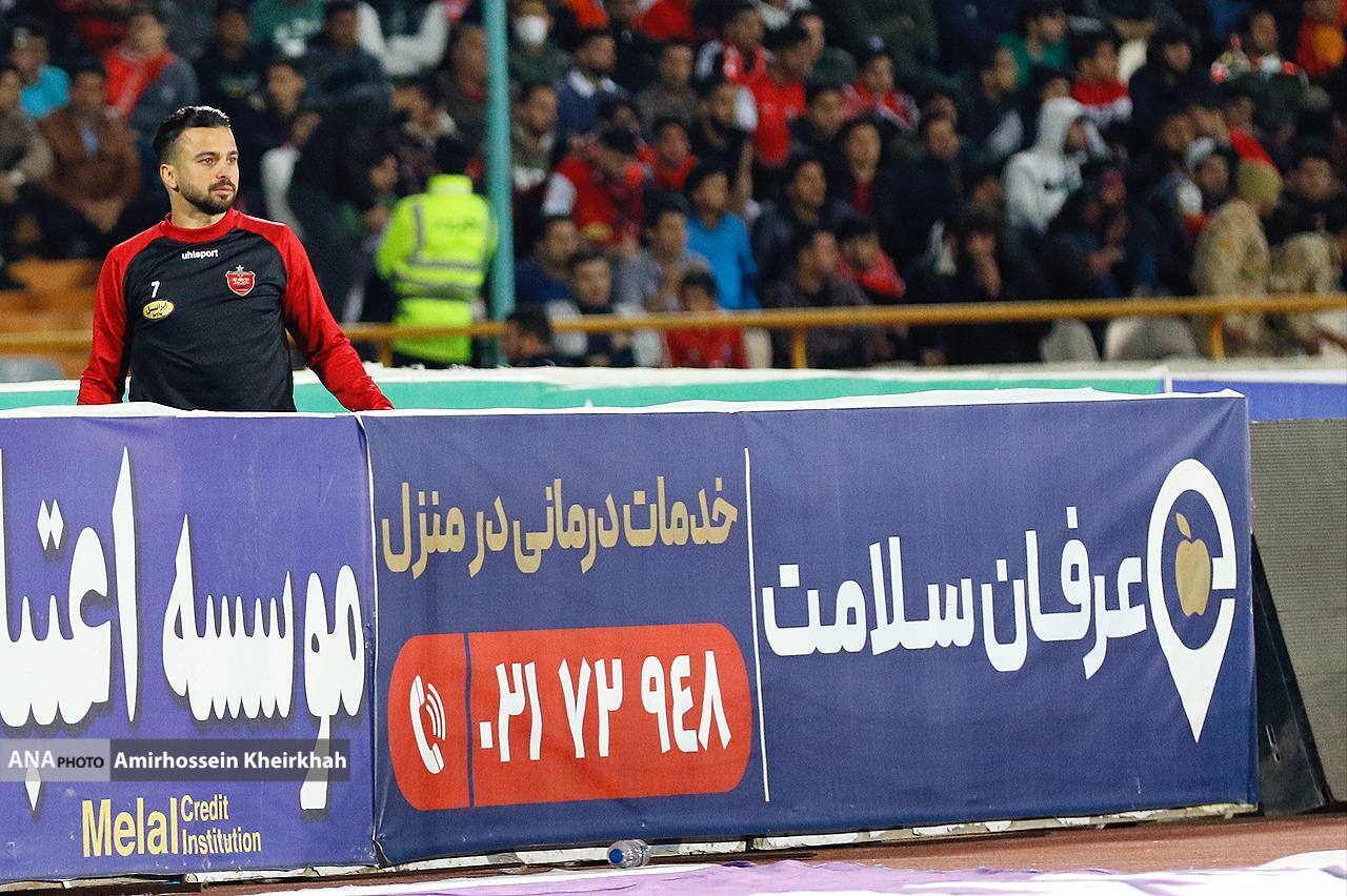 بی تابی سروش رفیعی برای بازی مقابل سپاهان+تصاویر بی تابی سروش رفیعی برای بازی مقابل سپاهان+تصاویر