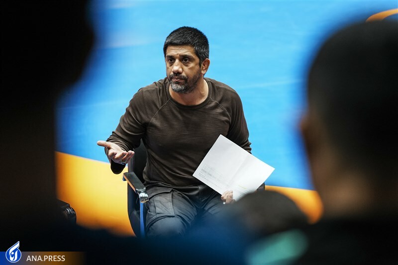 وقتی رئیس فدراسیون به خاطر خواب و صبحانه جلسه گذاشت! وقتی رئیس فدراسیون به خاطر خواب و صبحانه جلسه گذاشت!