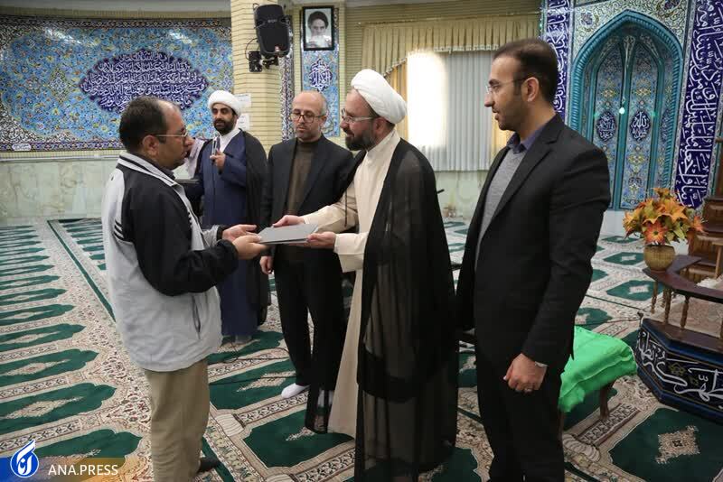 مسجد الغدیر دانشگاه آزاد کرمانشاه آماده استقبال از روزهداران مسجد الغدیر دانشگاه آزاد کرمانشاه آماده استقبال از روزهداران