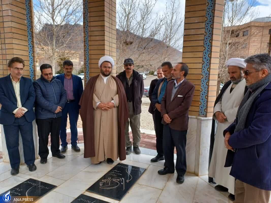 از کاشت درخت به یاد شهید تا دلجویی از خانواده‌ شهدا