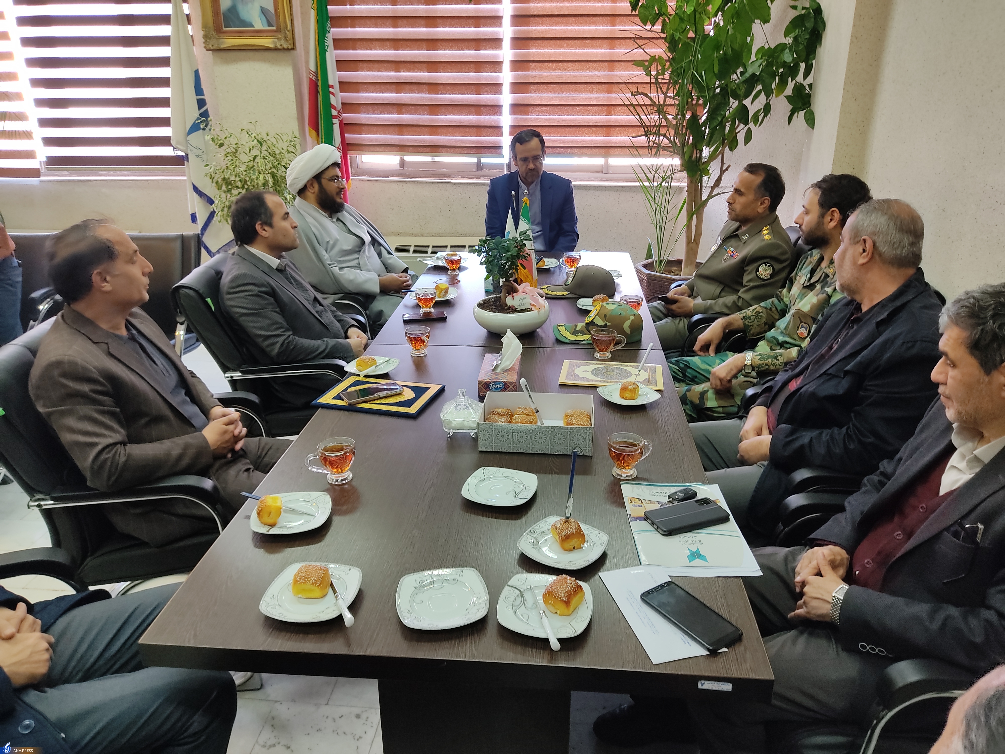 تشریح جزئیات تفاهمنامه دانشگاه آزاد اسلامی واحد مراغه و نزاجا تشریح جزئیات تفاهمنامه دانشگاه آزاد اسلامی واحد مراغه و نزاجا