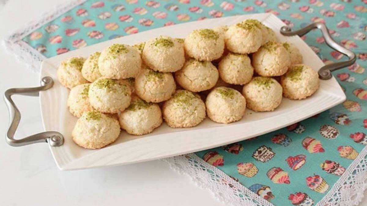 طرز تهیه شیرینی نارگیلی طرز تهیه شیرینی نارگیلی